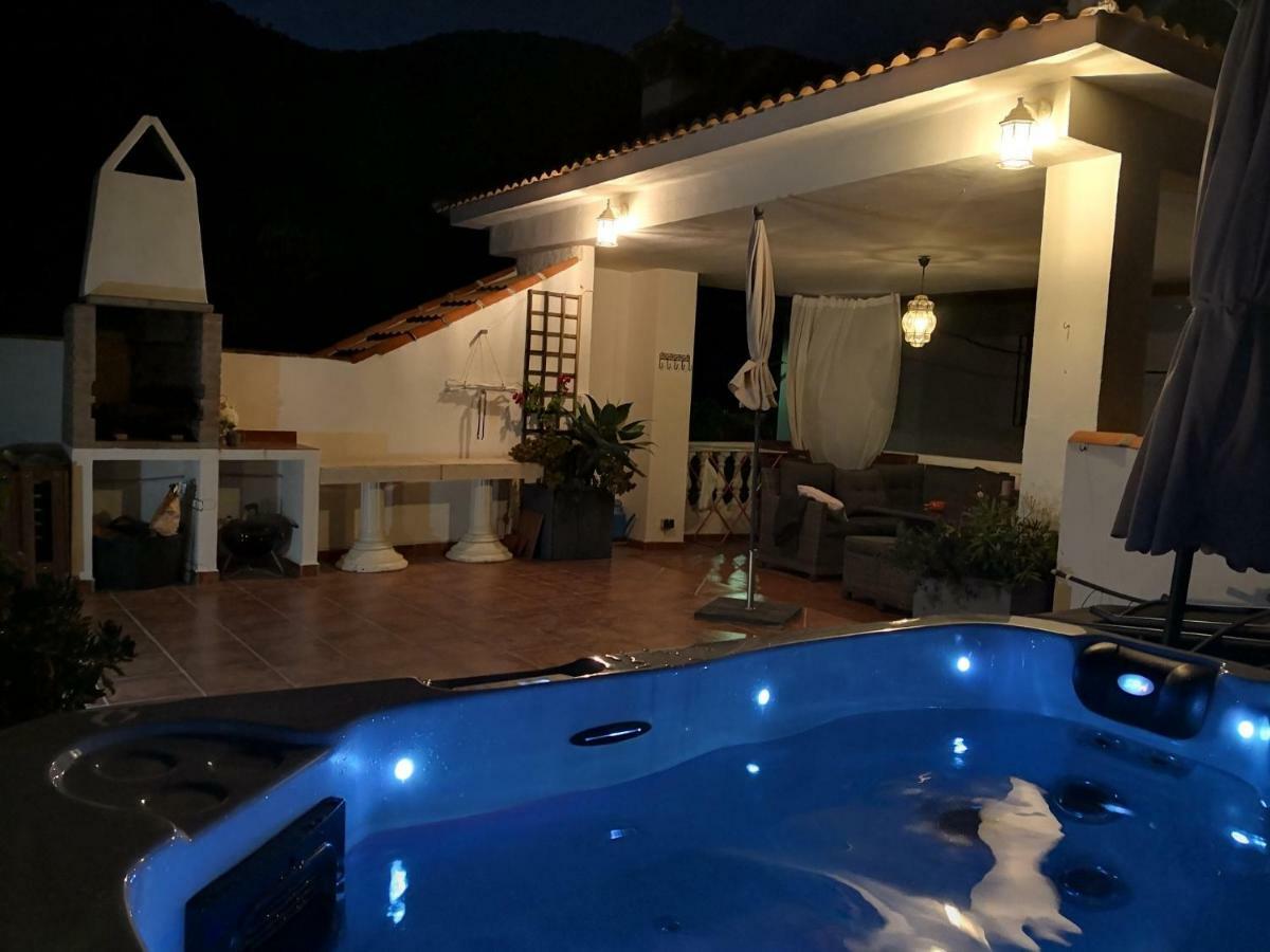 B&B Villa Deseada Periana Bagian luar foto