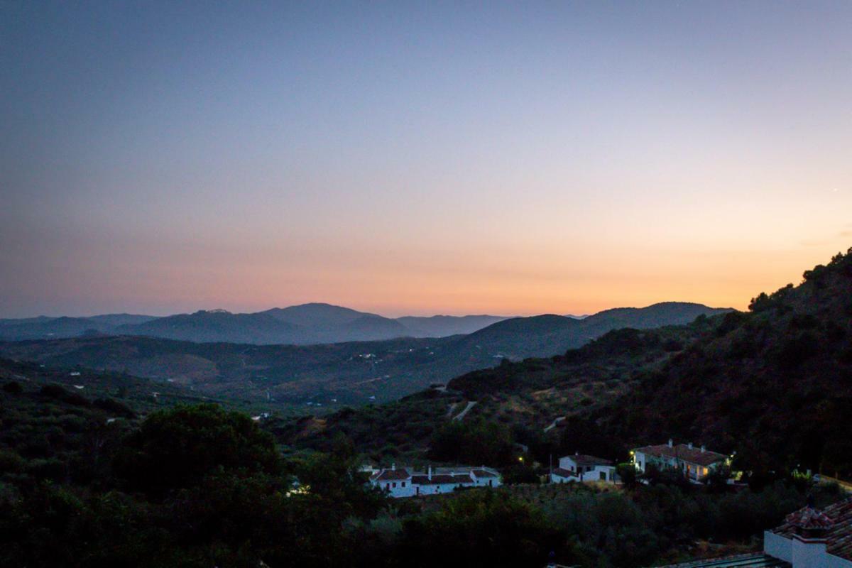 B&B Villa Deseada Periana Bagian luar foto